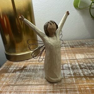 Willow Tree Angel of Courage Figurine By Susan Lordi 2000